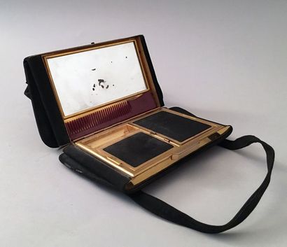 Travail Français – (années 1950) Sac boudoir...
