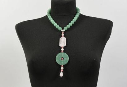 Collier en jadéite et quartz rose, travail...