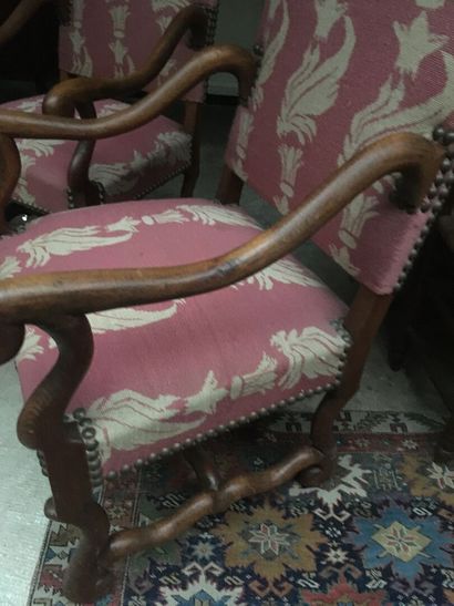 Paire de fauteuils style Louis XIII, XIXe...