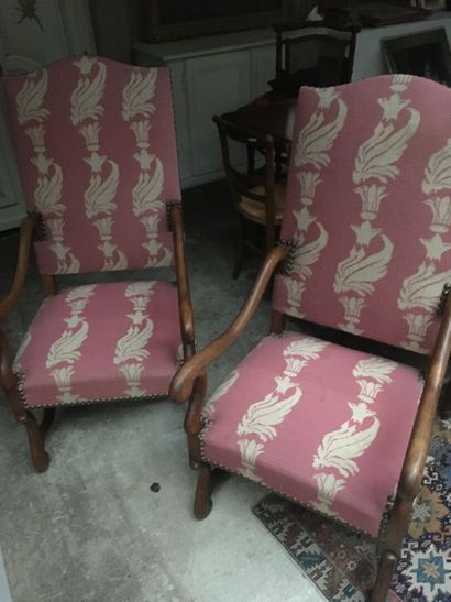 Paire de fauteuils style Louis XIII, XIXe...