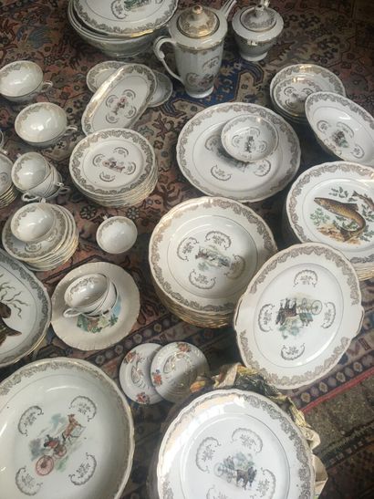 COMPAGNIE NATIONALE. Service porcelaine,...