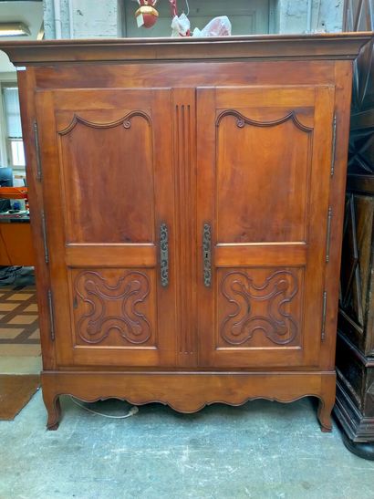 Buffet, ouvrant deux portes. XIXe H : 174...
