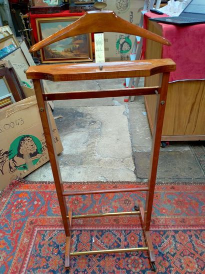 Valet de chambre en bois naturel (rayures,...