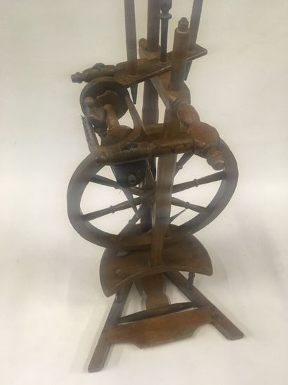 Rouet ancien, XIXe, bon état, complet