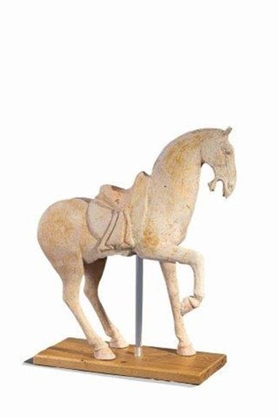 Prancing horse, cheval à l'antérieur droit...