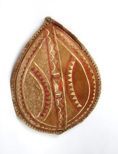 Bouclier Masaï, Kenya

Cuir, bois, polychromie

L....