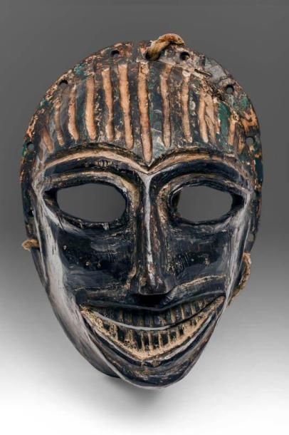 Masque en bois. Himachal Pradesh. Népal,...