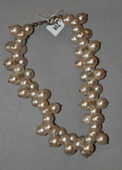 Loris AZZARO
Collier fantaisie, fausses ...