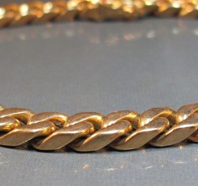 BOUCHERON
Bracelet en or jaune 18 K maille...