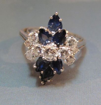 MELLERIO
Bague en or gris 18 K 18 K sertie...