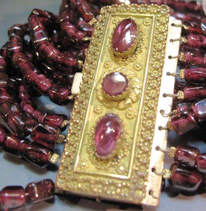 Bracelet manchette formé de dix rangs de...