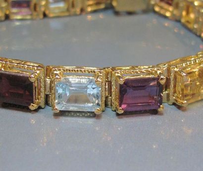 Bracelet en vermeil, serti de pierres fines...