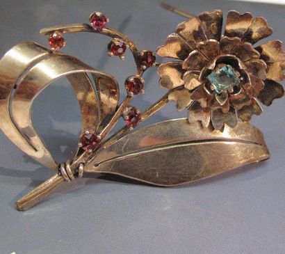 Broche clip fleur en vermeil, sertie d 'une...