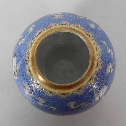 Rince pinceau ovoïde en porcelaine 