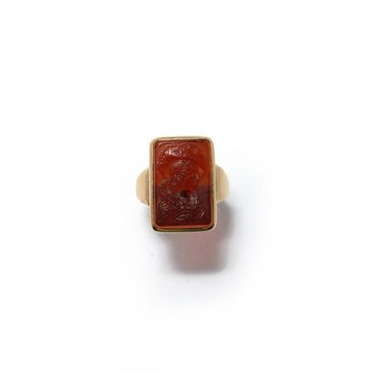 BAGUE chevalière en or jaune 18k (750/°°),...
