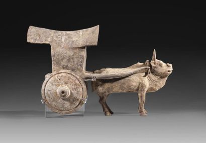 Chariot tiré par un buffle. En terre cuite....
