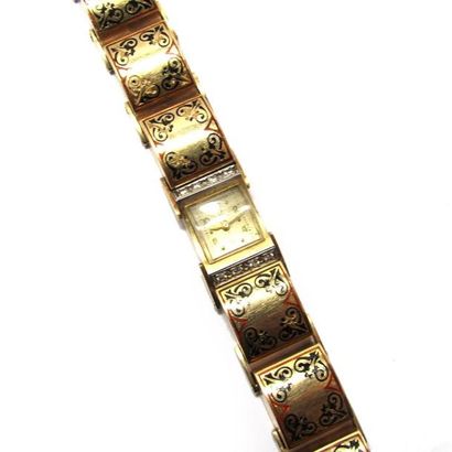 OMEGA
MONTRE BRACELET de dame en alliage...