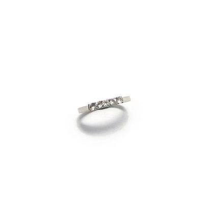 BAGUE jarretière en or gris 18k (750/°°),...