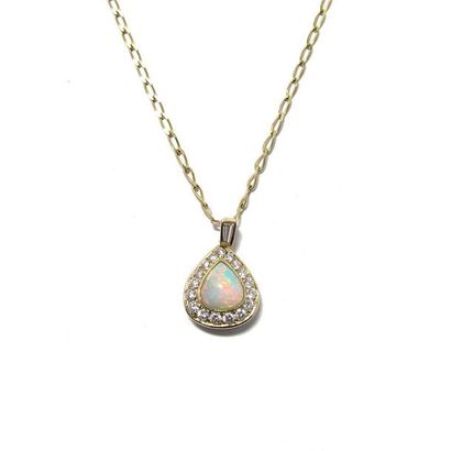 COLLIER en or gris 18k (750/°°), tour de...