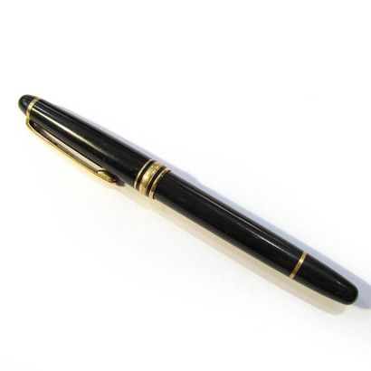 Montblanc Meisterstuck


STYLO PLUME, corps...