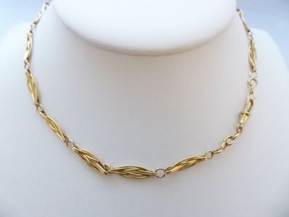 Ancienne chaine de montre en or 750/°°, fermoir...