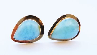 Paire de boucles d’oreilles en or 585/°°...