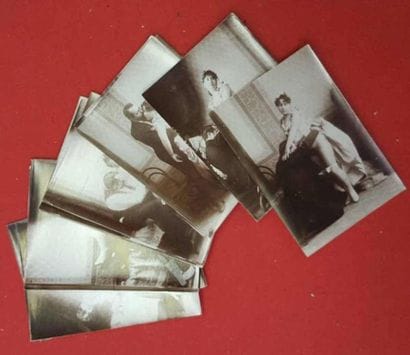 [Photographies érotiques]. 17 tirages photographiques...