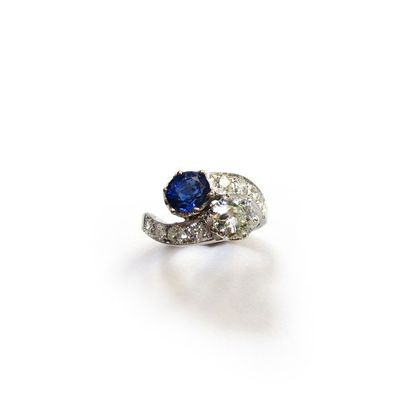 BAGUE toi et moi en or gris 18k (750/°°),...