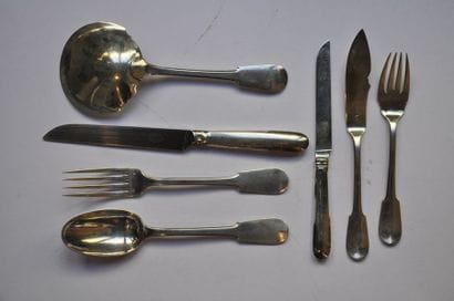 Partie de ménagère en argent, modèle uni-plat,...