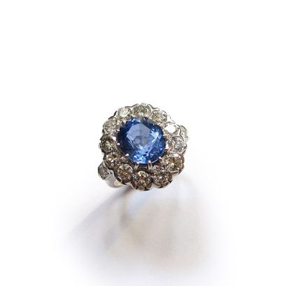BAGUE pompadour en or gris 18k (750/°°),...