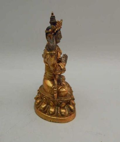 Statuette de Shadakshari en bronze doré,...