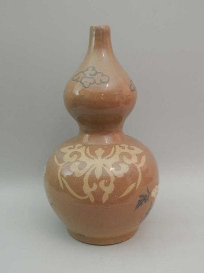 Vase en forme de double gourde en porcelaine...