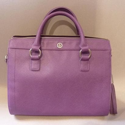 ARMANI JEANS

SAC A MAIN imitation cuir violet;...