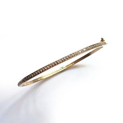 BRACELET jonc rigide ouvrant en vermeil (925/°°),...
