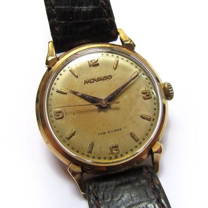 MOVADO. MONTRE BRACELET en or jaune 18k (750/°°)....