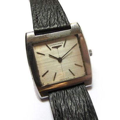 LONGINES. MONTRE BRACELET en acier. Boîtier...