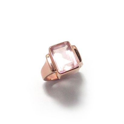 BAGUE en vermeil (925/°°), ornée d'un quartz...