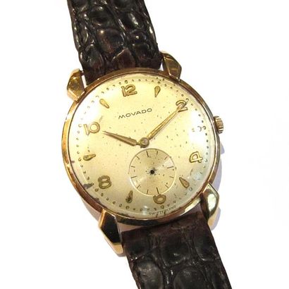 MOVADO. MONTRE BRACELET en or jaune 18k (750/°°)....