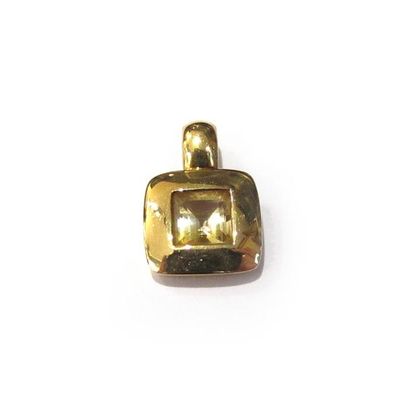 PENDENTIF en or jaune 18k (750/°°), orné...