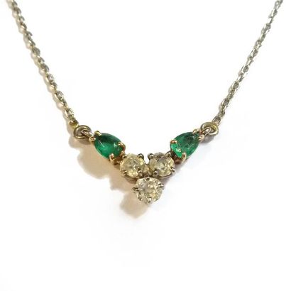COLLIER 2 tons d'or 18k (750/°°), tour de...