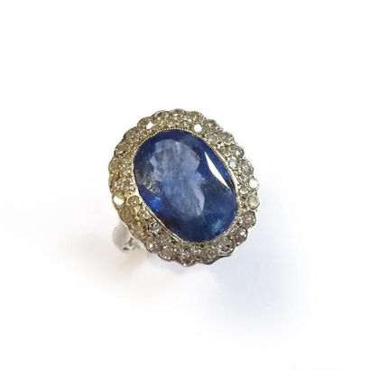 BAGUE pompadour en or gris 18k (750/°°),...