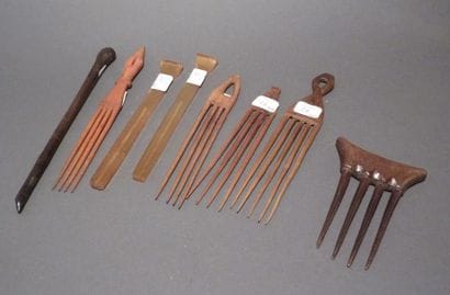 Lot de huit peignes, Afrique et Asie

Bois,...