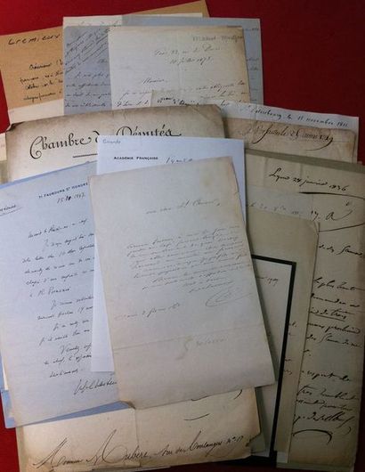 [HOMMES POLITIQUES] Réunion d'autographes.
-...