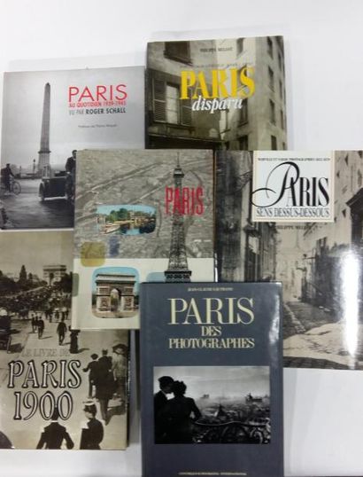[PHOTOGRAPHIES sur PARIS] 6 volumes :

-...
