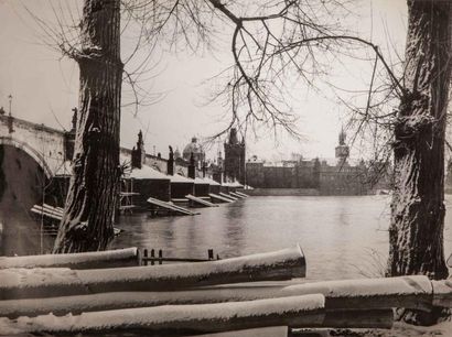 Josef EHM (1909-1989) Photographe tchèque.

Vue...