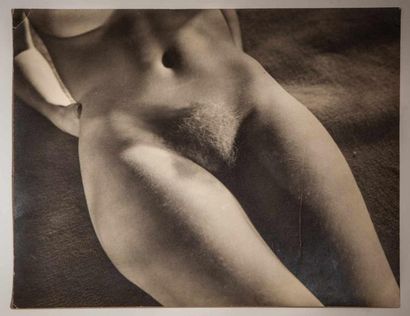 Sasha STONE (1895-1940).

Nu féminin couché....