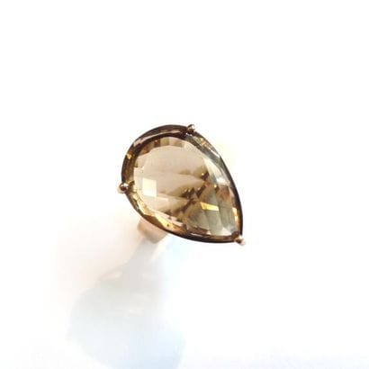 BAGUE en vermeil rose (925°/°°) ornée d'un...