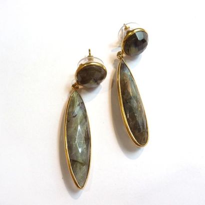 Paire de PENDANTS D'OREILLES en vermeil (925°/°°),...