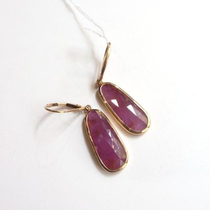 Paire de PENDANTS D'OREILLES en vermeil (925°/°°),...