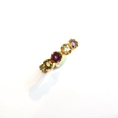 BAGUE en vermeil (925°/°°) ornée de pierres...